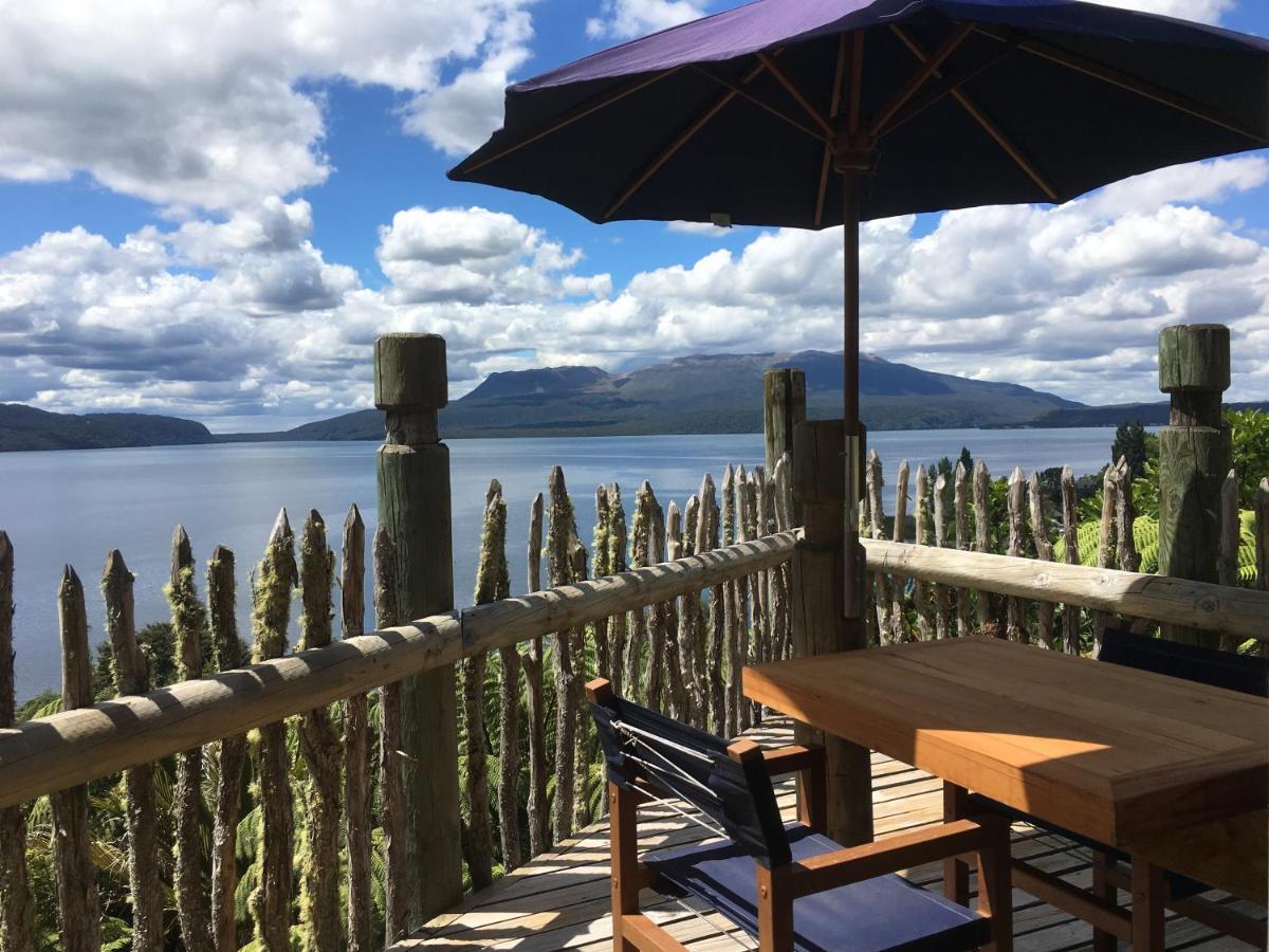 Te Whare -Lake Tarawera Tree-Top Nest Hotel Eksteriør billede